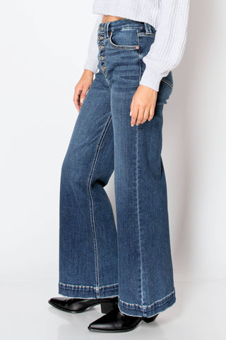 Artemis High Rise Modern Jeans