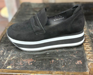 The Sheesh Shoe