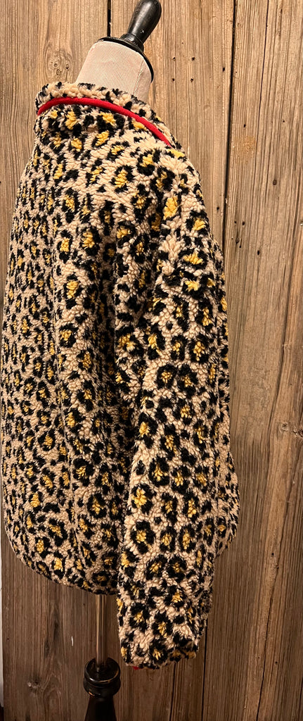 Leopard Fuzzy Pull Over
