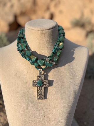 Turquoise Throwback Necklace