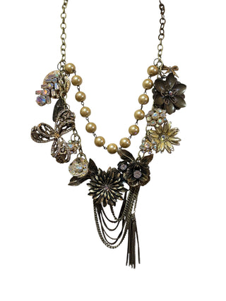 The Lady Necklace